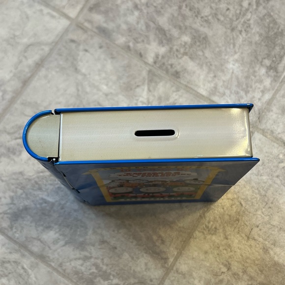 Thomas The Tank Engine & Friends Limited Edition Best Friends Coin Bank - Picture 6 of 6